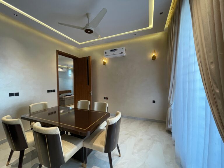 WhatsApp Image 2025-10-15 at 14.24