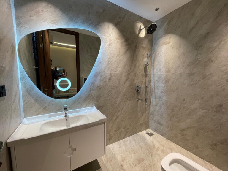 WhatsApp Image 2025-10-15 at 14.24